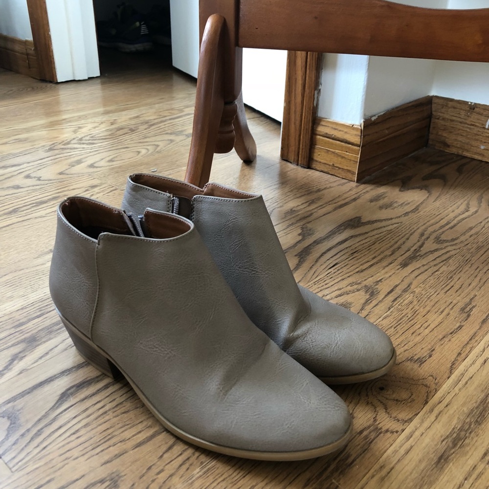 Women’s ankle boots